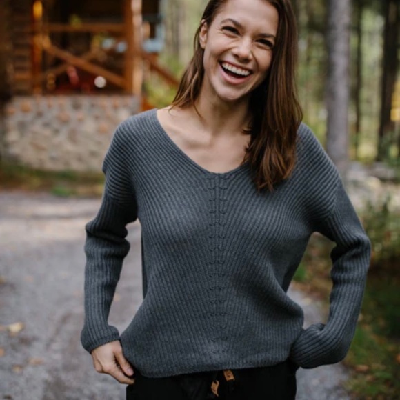 Tentree Highline V-neck sweater (Size S) - Picture 1 of 8